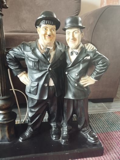 Laurel & Hardy Lamp Figures  Large 230e  & medium 150e (Working)