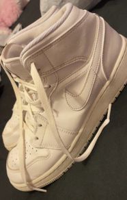 nike jordans