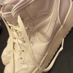 nike jordans