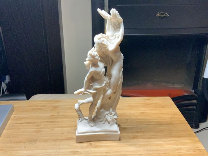 Figurines