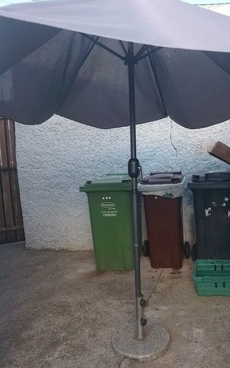 Garden furniture Umbrella and base for sale