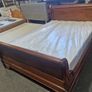Beautiful solid mahogany sleigh bed Image 3