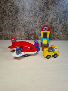lego duplo 10590 Airport missing a few bits