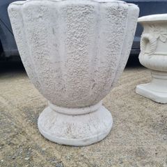 Concrete flower pots