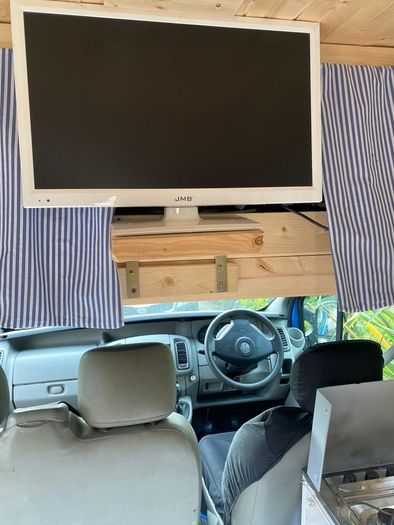 Vivaro campervan