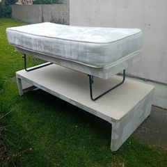 single bed