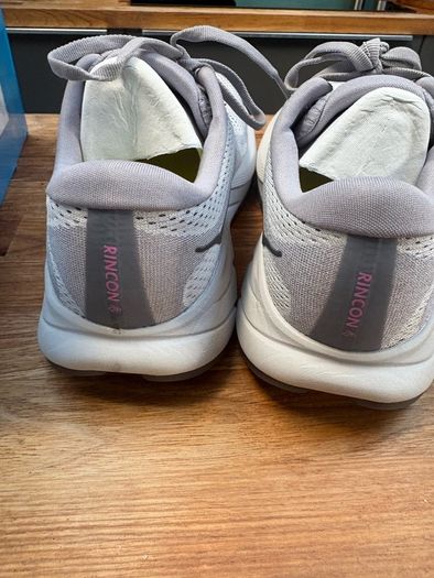 Hoka Rincon 4 trainers