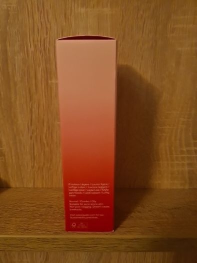 Estee Lauder Nutritious Airy Lotion Moisturiser 100ml. Free postage on orders over 50e for countless items