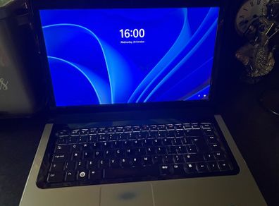 Dell Inspiron Studio 1558 Laptop Windows 11