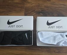 Nike Women's Black and Silver Trainers