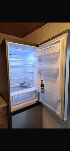 Samsung Series 5 SpaceMax Fridge Freezer