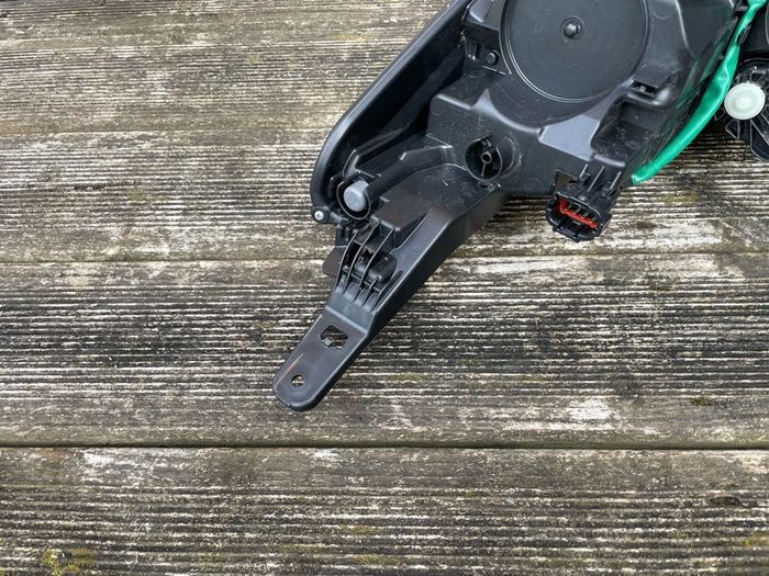 Nissan Leaf Headlight Driver side 2019