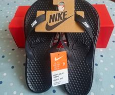 Nike Women's Solay Thong Flip-Flops (Size UK 6.5) - Black/White