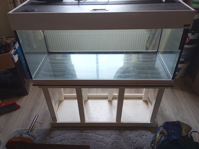 Fish tank