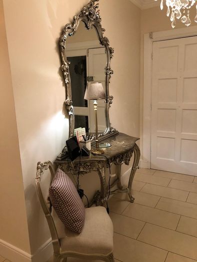 Console & Mirror