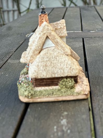 Lilliput Lane Clare Cottage