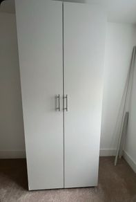 Fitted wardrobe