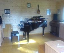 Grand Piano 178cm