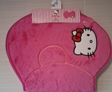 Bathroom Mat. Official Hello Kitty BNWT Bathroom Mat. Retails At 14euro.Selling 7euro.. Collect In Dublin Or Receive Via Post.
