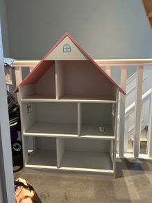 dolls house