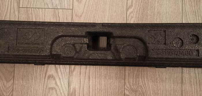 Peugeot 3008 II front bumper shock absorber, foam 9811670480