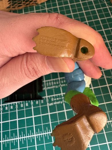 Hasbro Goosebumps Monster in a Bag figure