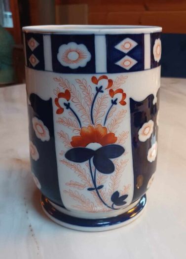 Large signed Chinese vase, beautiful piece, Dub 18