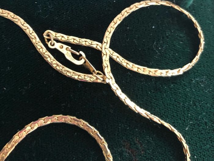 necklace