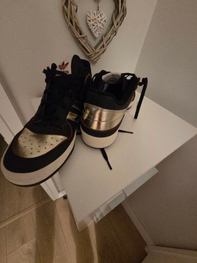 Uk 11