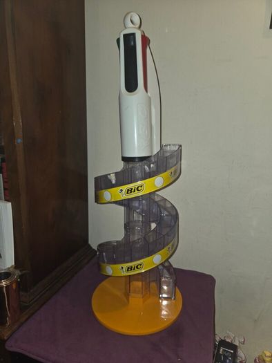 Large Rotating Bic Pen Shop Display