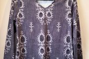 Beautiful Grey Floral Design Top Size S!