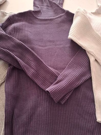 3 Highneck sweaterssize 6-7 years