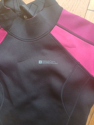 wetsuit
