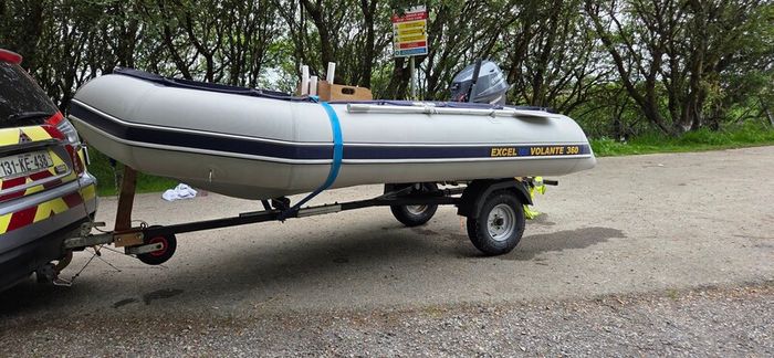 Inflatable boat 3.6m(no engine)+trailer