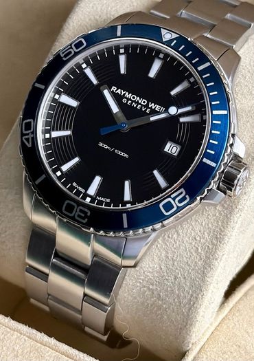 Raymond Weil Tango 42mm