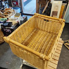 Wicker basket