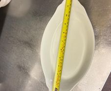 Oval dish / plate