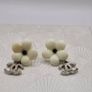 Chanel earrings Image 3