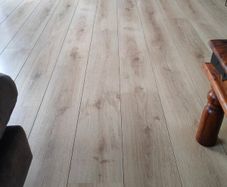 50m2 Laminate flooring in good condition for free