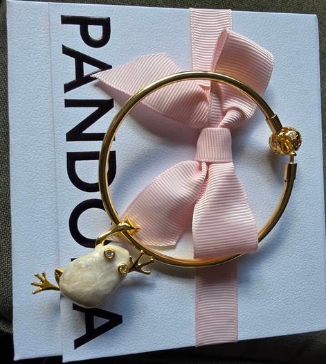 Pandora Wonders Collection Treated Freshwater Cultured Baroque Pearl Oversized Frog Pendant  New