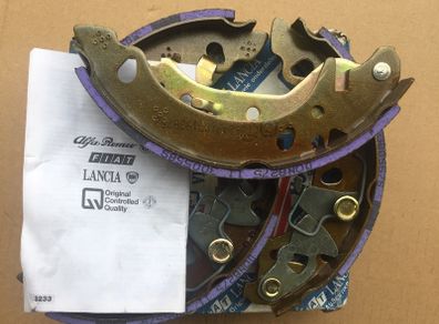 Rear Brake Shoes (Fiat Panda 500)