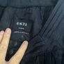 Navy linen top Image 2