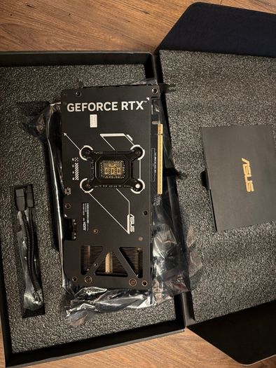 Rtx 5070 12gb Asus 2x Fan (gone after today)