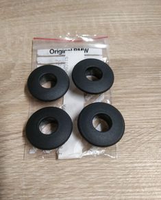 BMW E21-E30-E12-E24-E23 headrest grommets 8191245