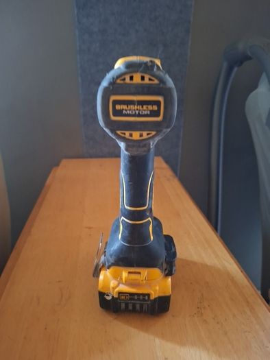 Dewalt 2 speed Combi Drill Including Battery