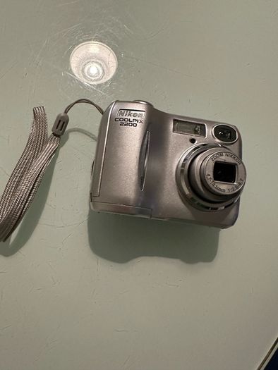 Nikon Coolpix 2200