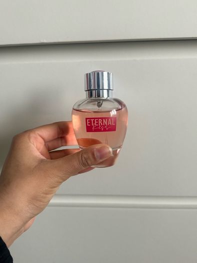 La Rive eternal kiss