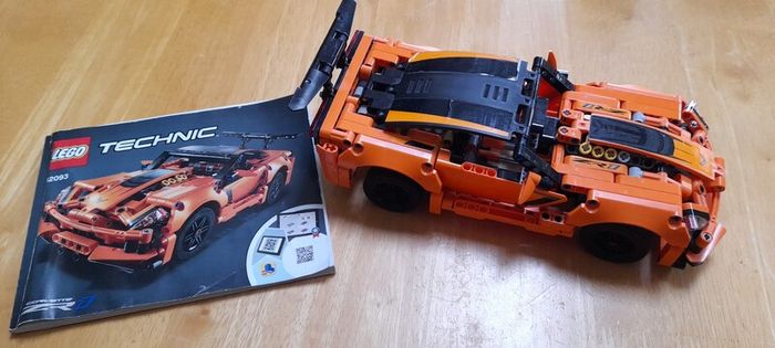Lego Technic Chevrolet Corvette 42093