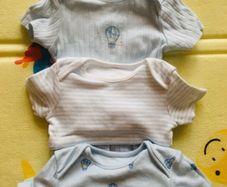 bundel 1-3 months pls scroll pics