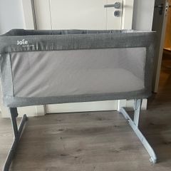 Joie Roomie Glide - Foggy Grey - Next to me